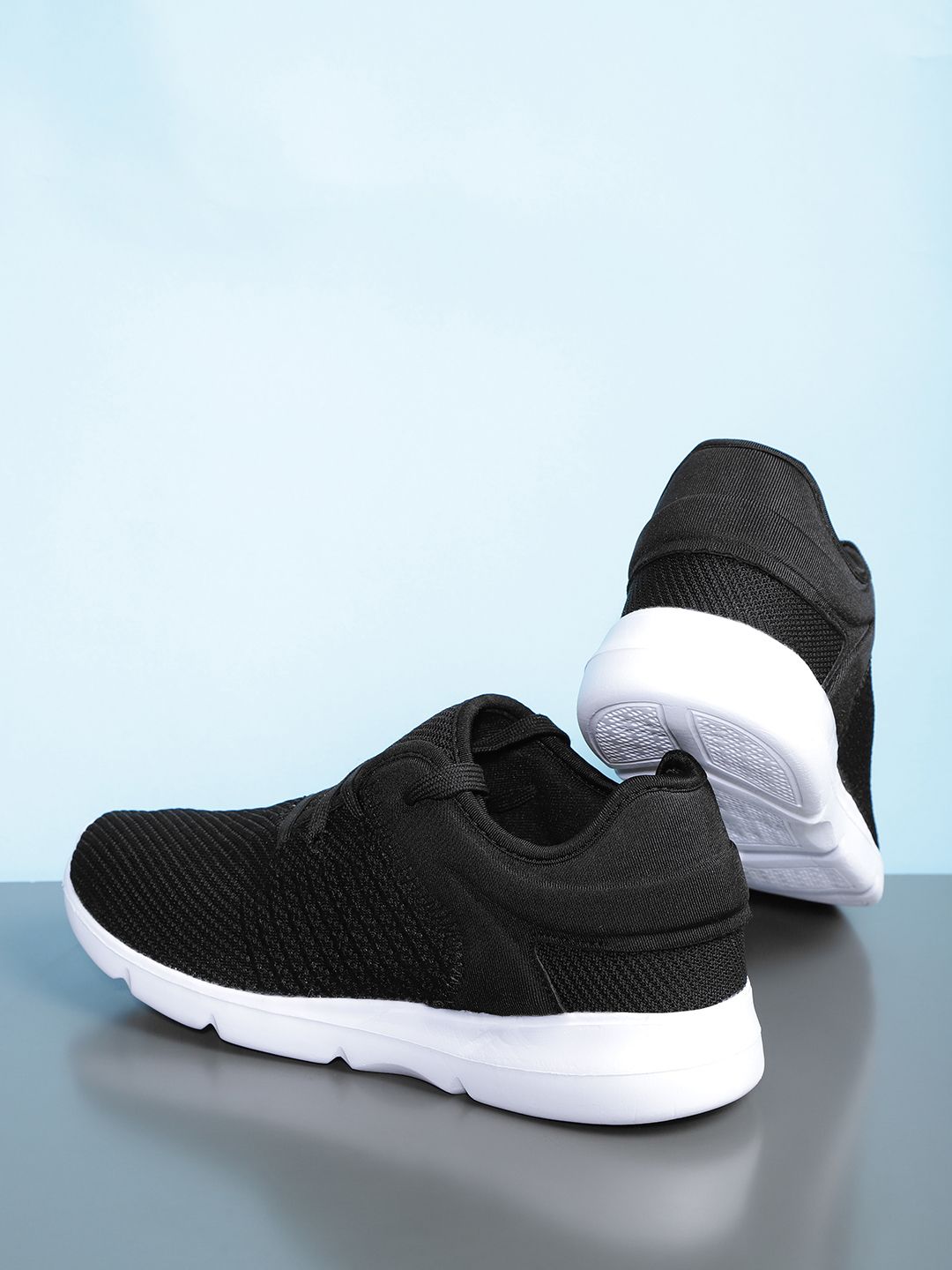 Crew STREET Men Black Running Shoes