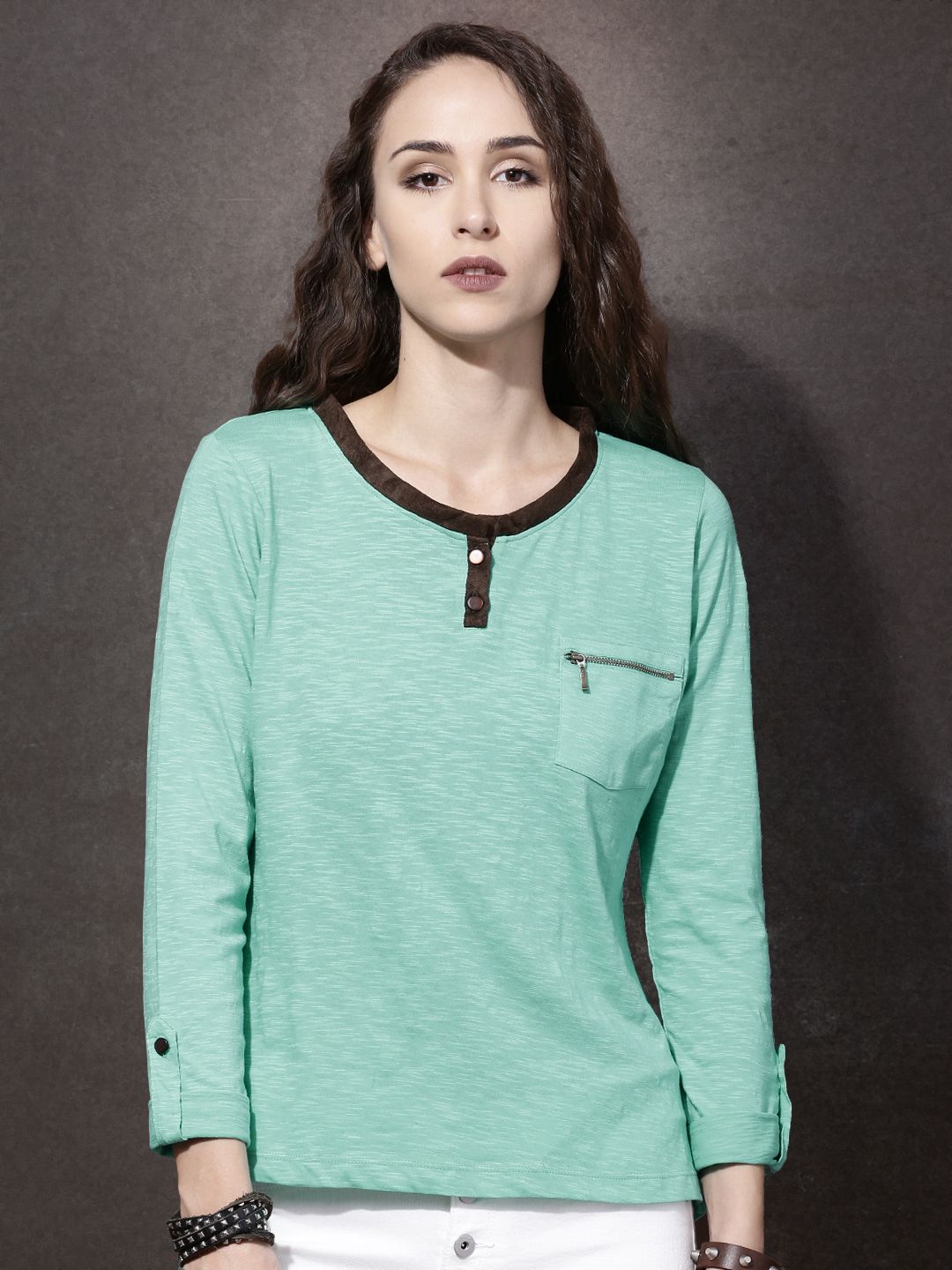 Roadster Women Green Solid Regular Top
