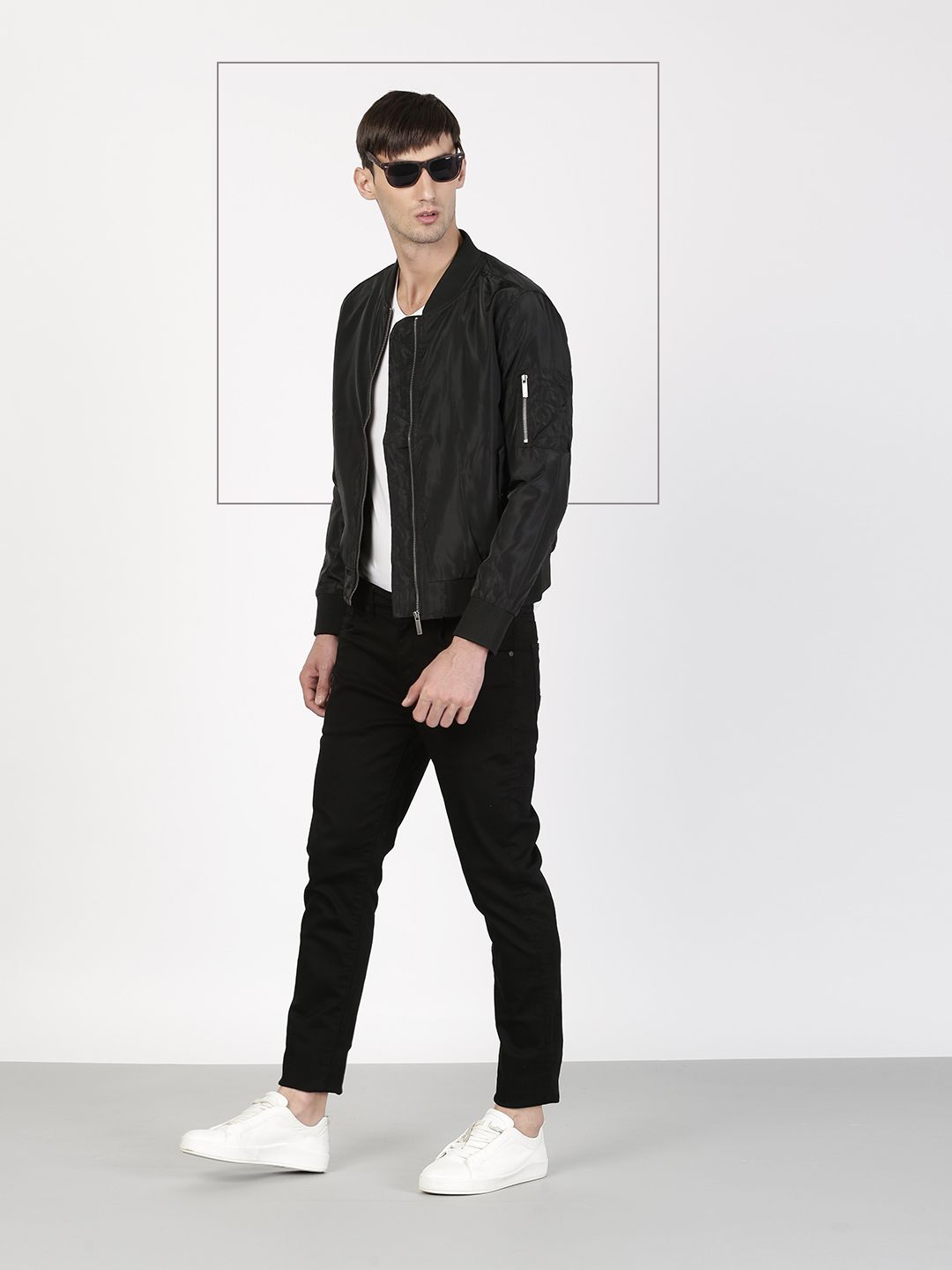 ether Men Black Solid Bomber