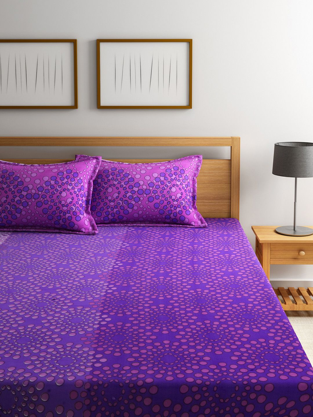 BOMBAY DYEING Purple & Pink Printed Polycotton 120 TC Double Bedsheet with 2 Pillow Covers