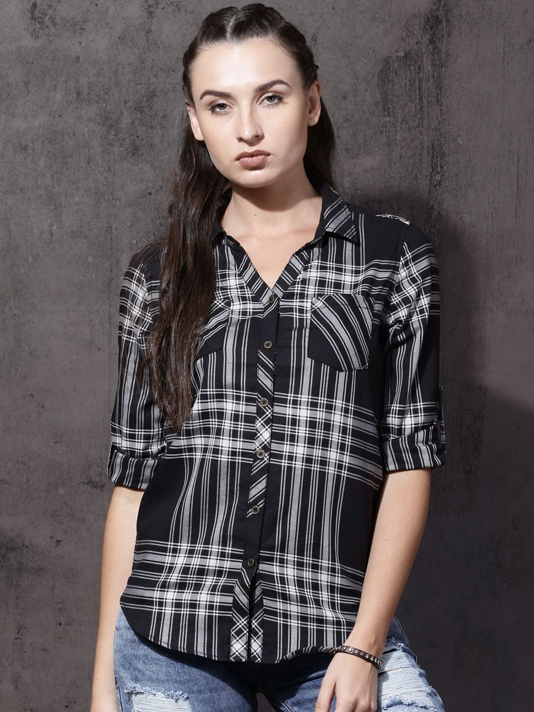 Roadster Women Black & Off-White Slim Fit Checked Casual Shirt