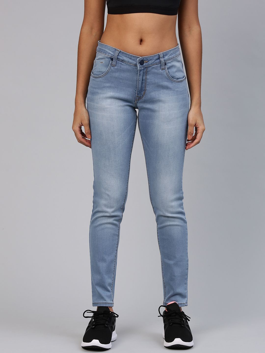HRX by Hrithik Roshan Women Blue Skinny Fit Mid-Rise Clean Look Stretchable Jeans