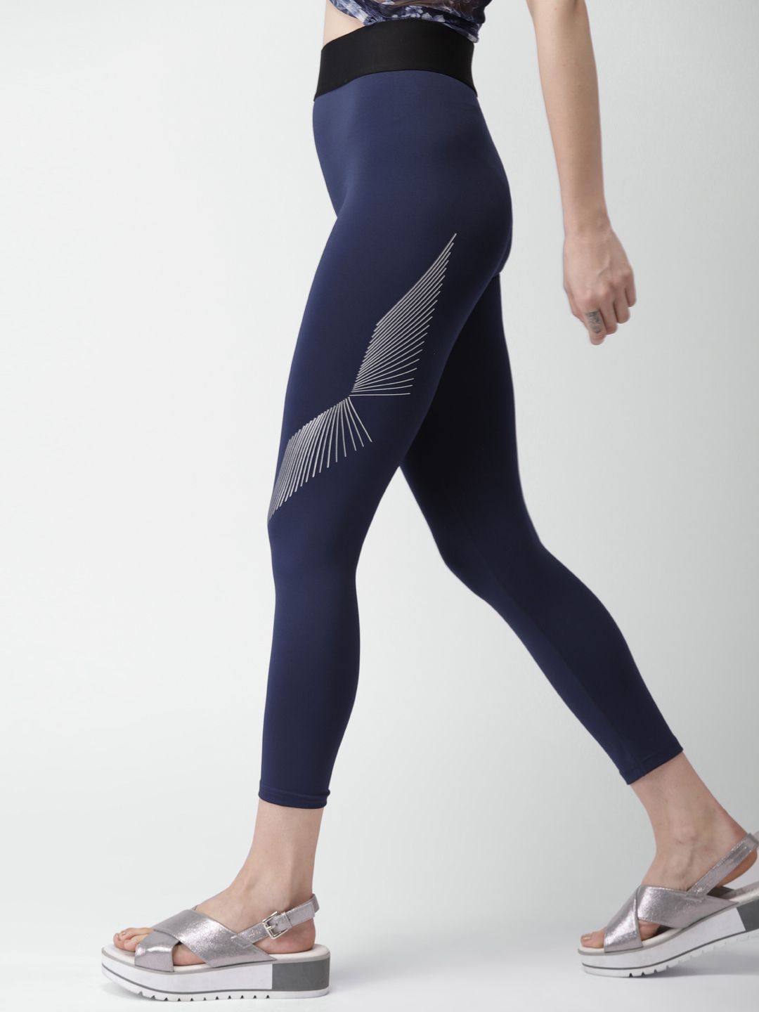 Mast & Harbour Women Navy Blue Printed Tights