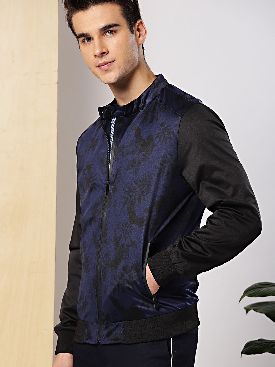 INVICTUS Men Navy & Black Printed Bomber