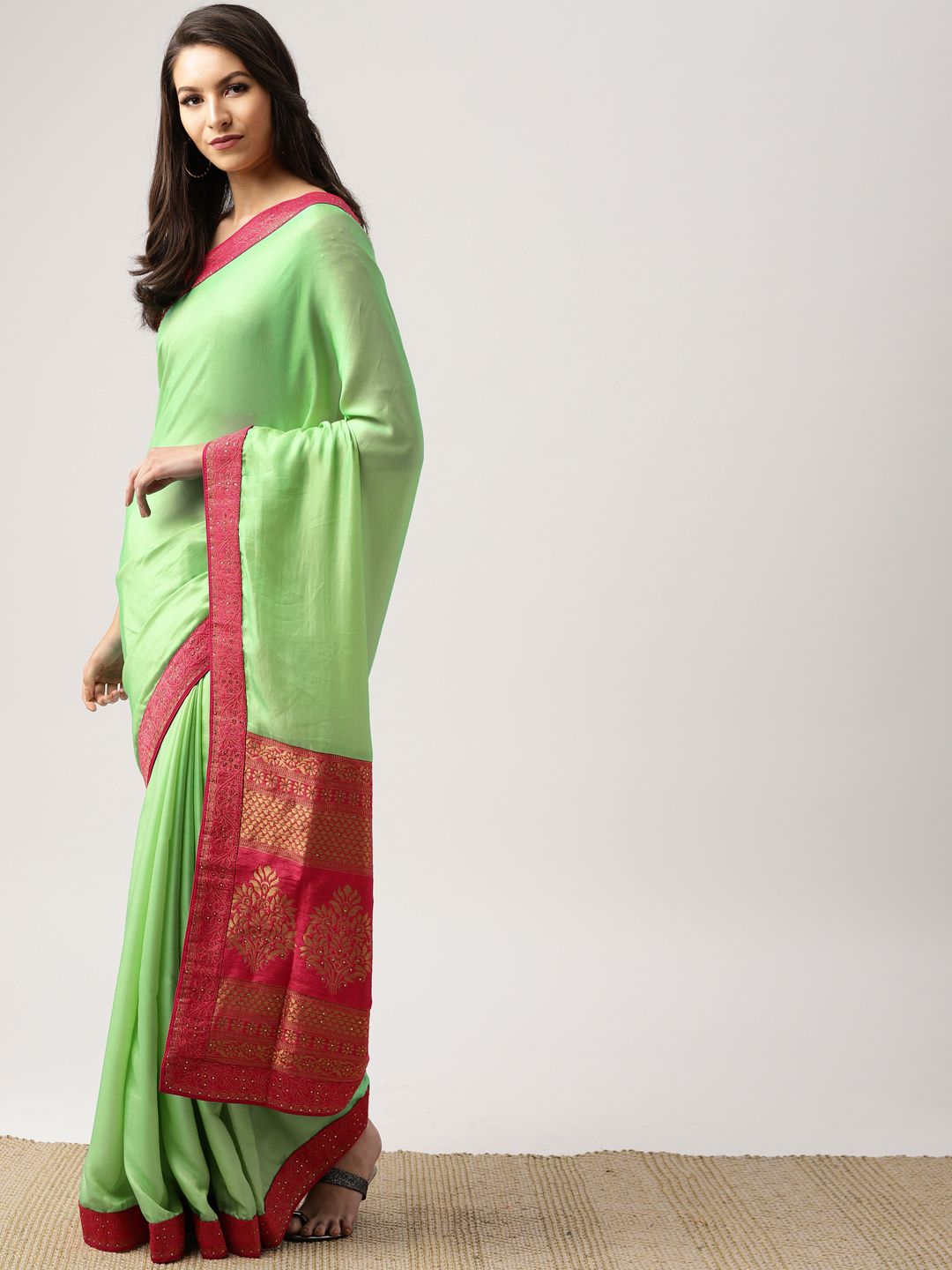 Drape Stories Green Solid Pure Silk Saree