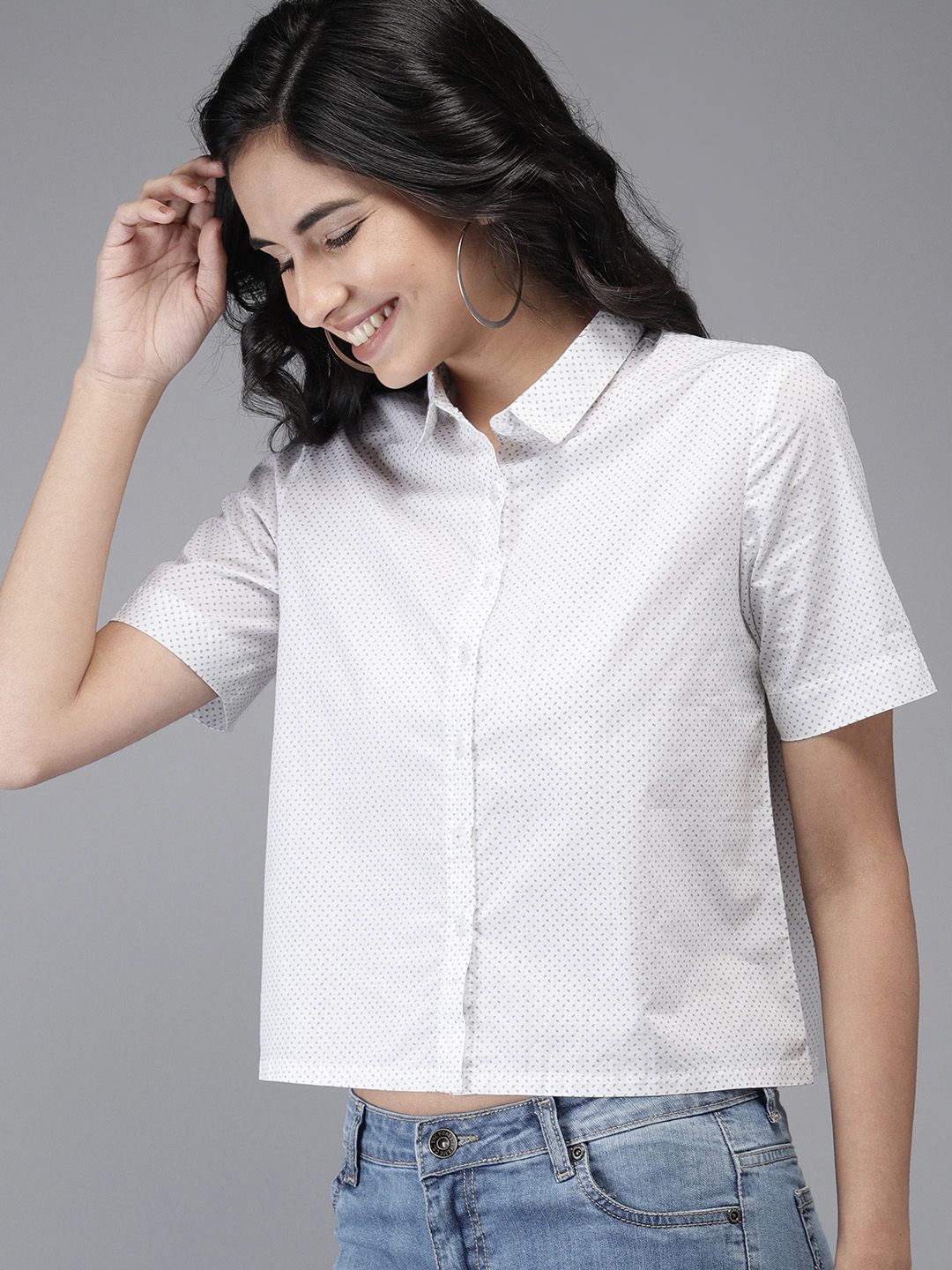 HERE&NOW Women White & Black Regular Fit Printed Cropped Casual Shirt