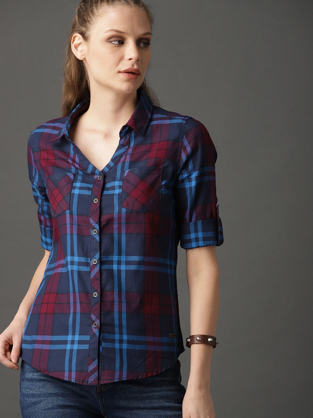 Roadster Women Navy & Maroon Regular Fit Checked Casual Shirt