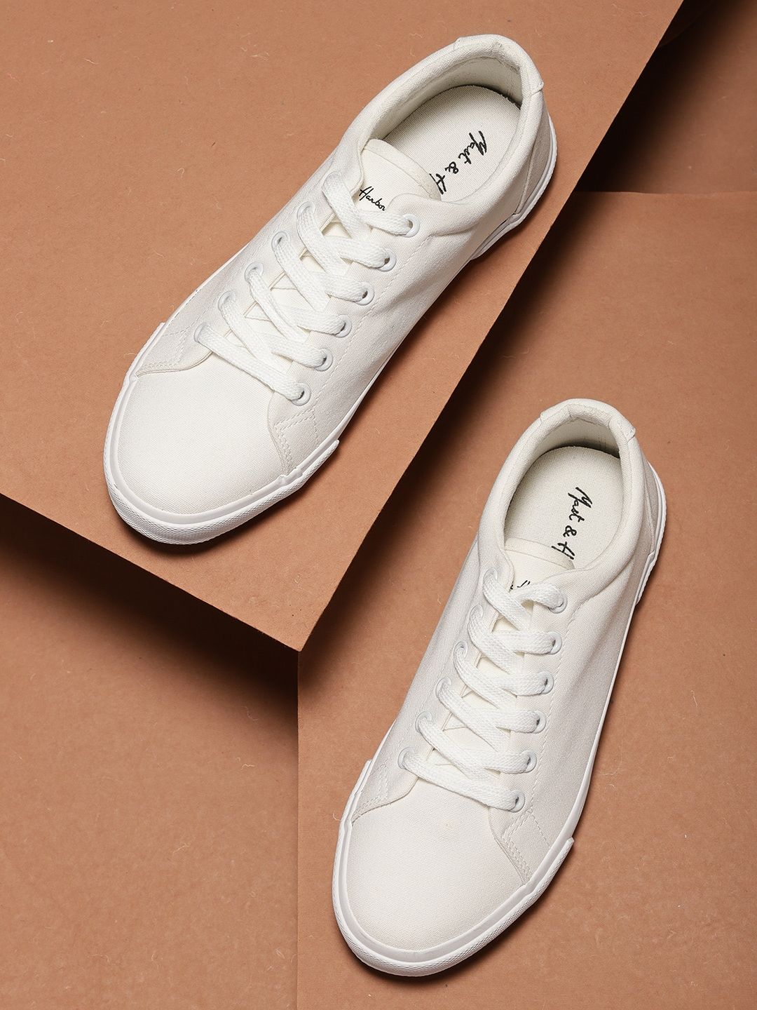 Mast & Harbour Men White Sneakers