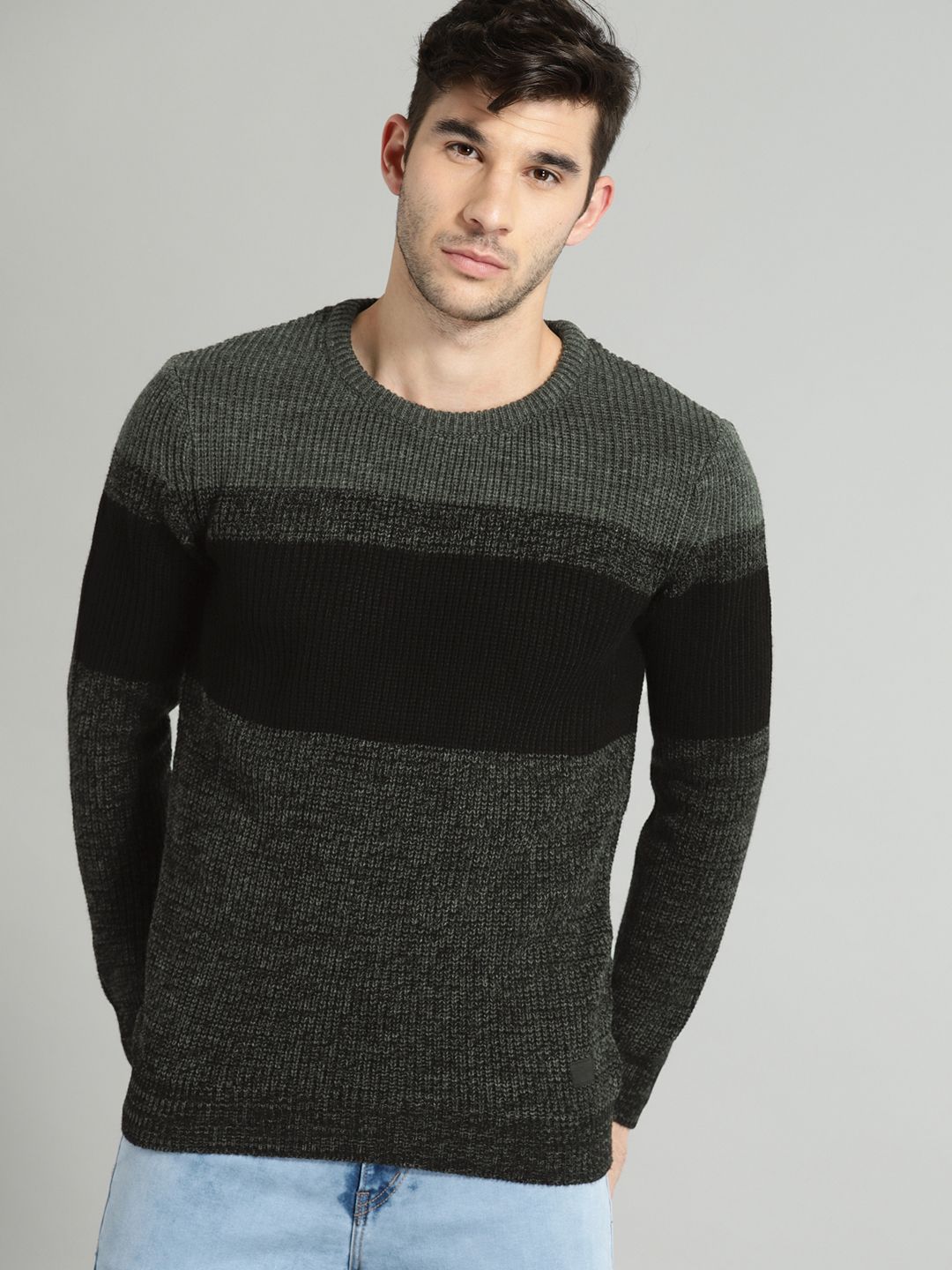 Roadster Men Charcoal Grey & Black Colourblocked Pullover