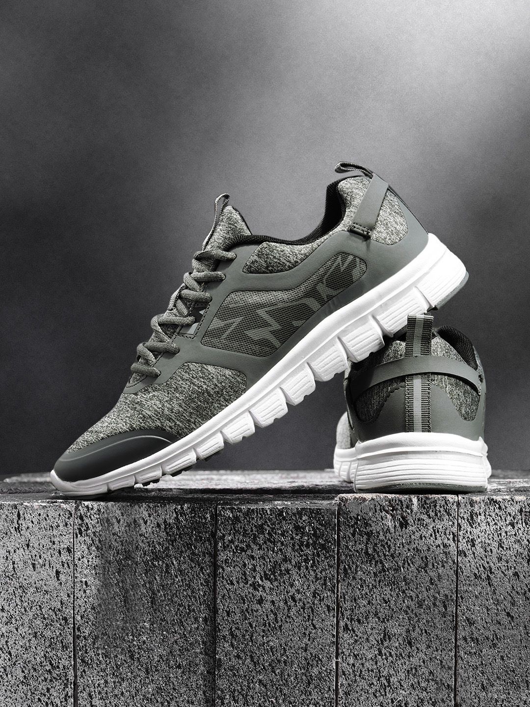 HRX by Hrithik Roshan Men Flex Lite 1 Grey Running Shoes