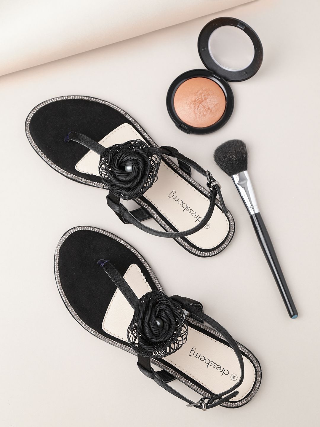 DressBerry Women Black Solid T-Strap Flats