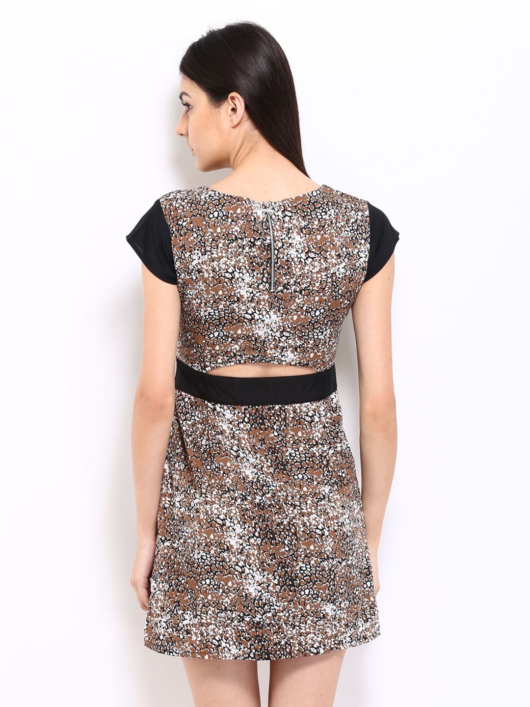 DressBerry Brown & Black Printed Shift Dress