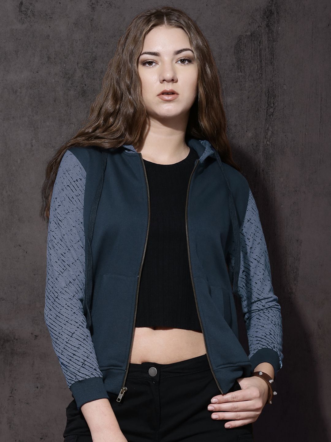 Roadster Women Navy Blue Solid Hooded Sweatshirt