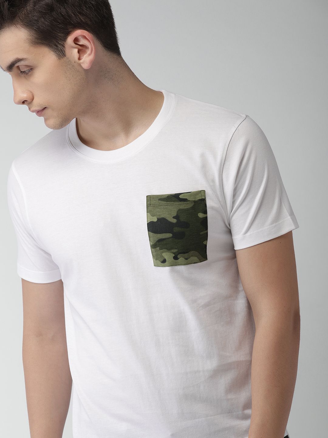 Harvard Men White Solid Round Neck T-shirt