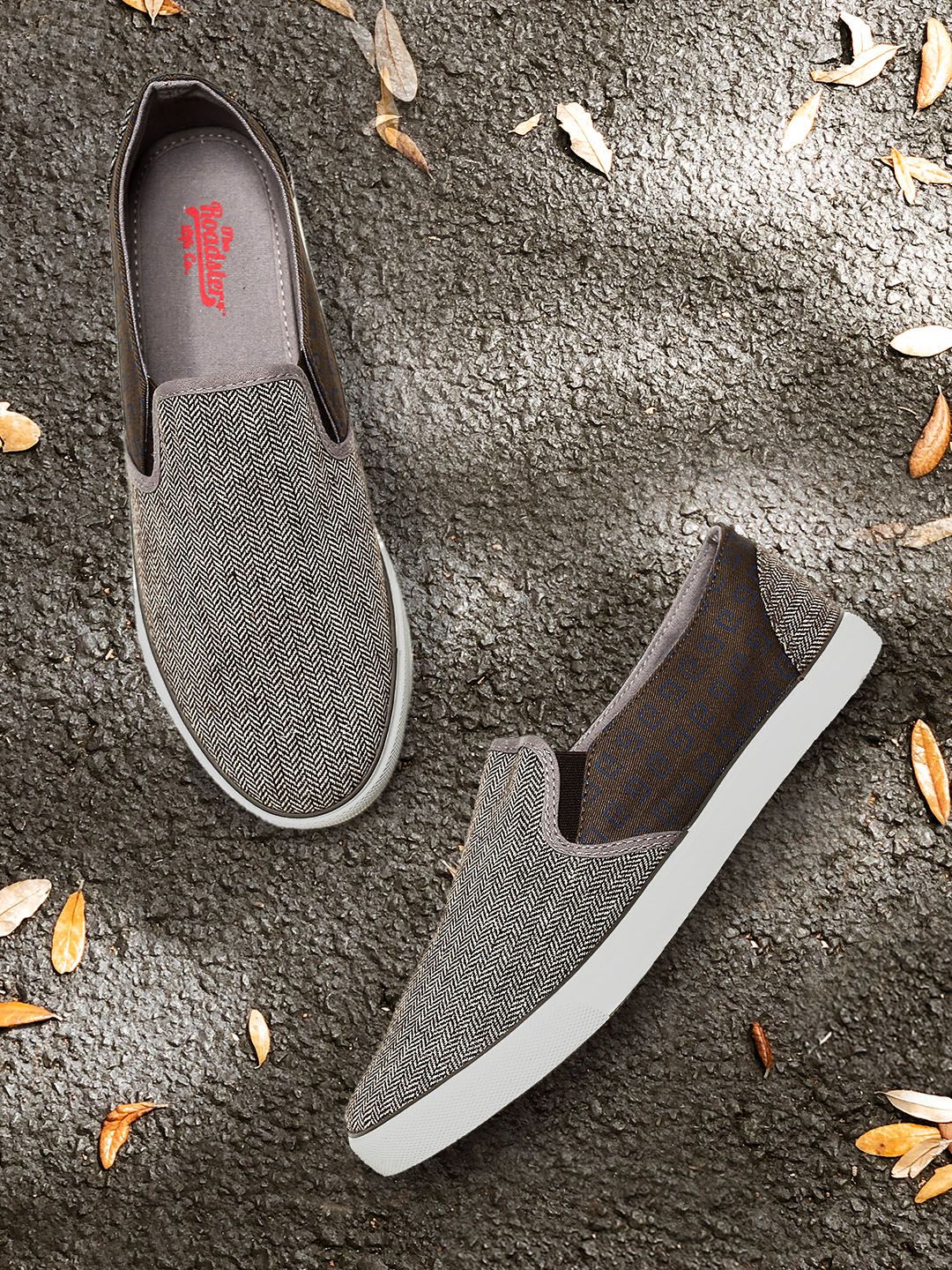 Roadster Men Grey Slip-On Sneakers