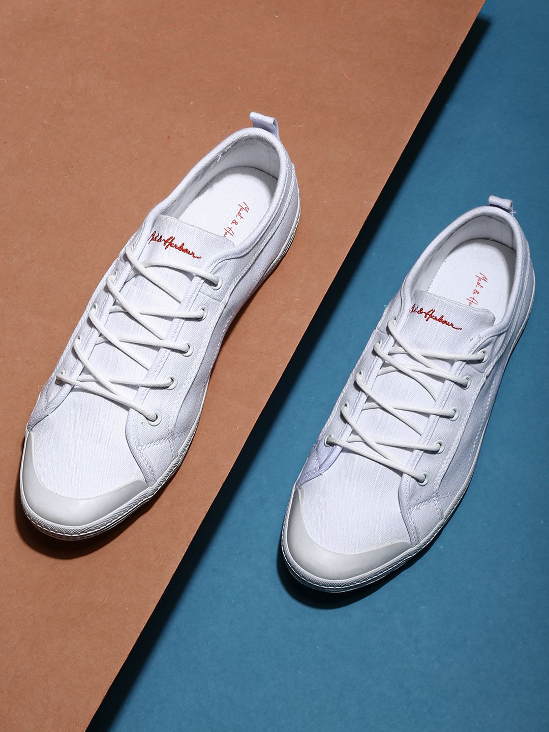 Mast & Harbour Men White Sneakers